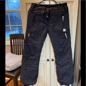 Snow pants ladies size xs. Black very good condition
